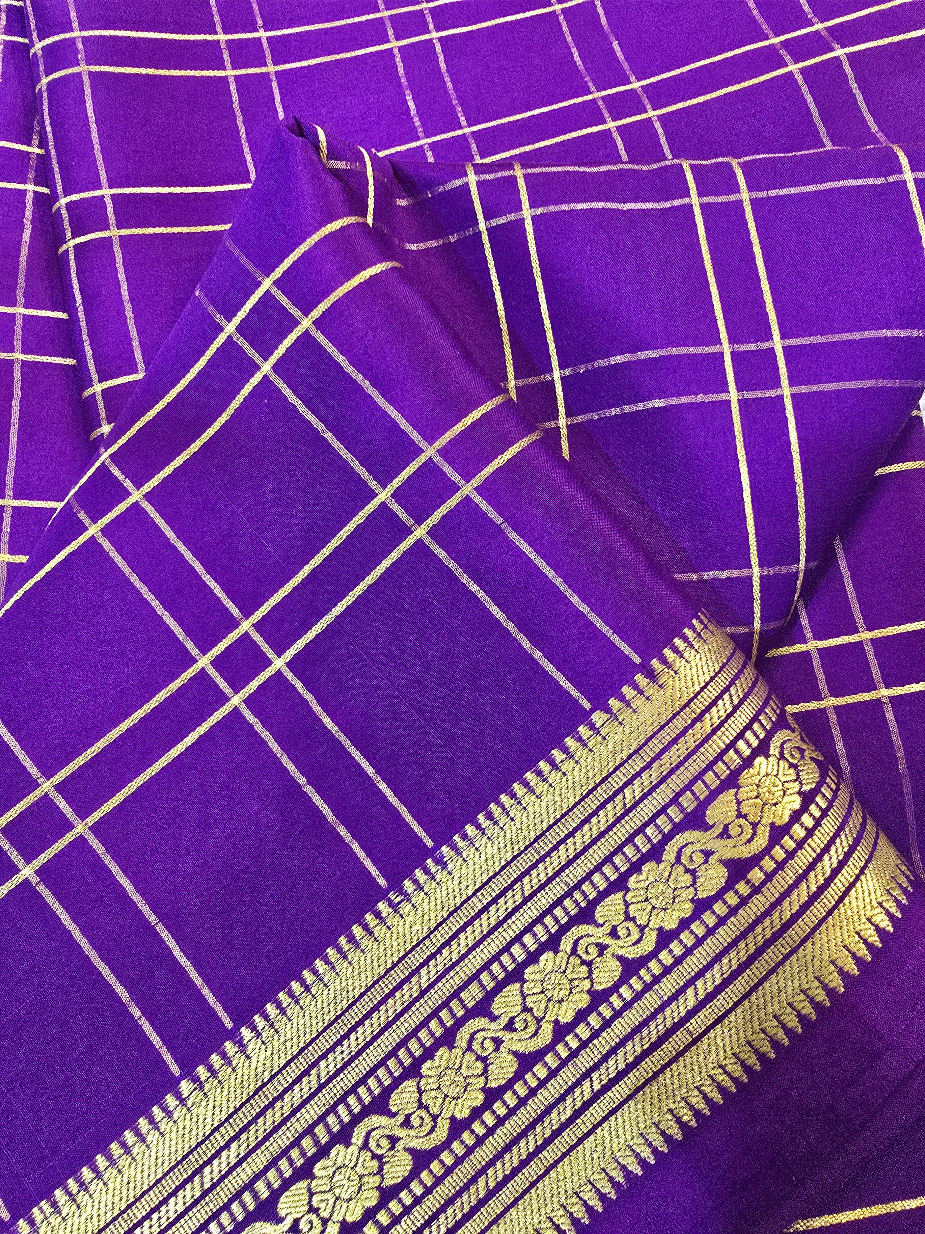 Double Checks Mysore Crepe Silk Saree - 109